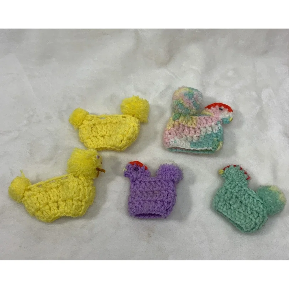 Vintage Crochet Knit Easter Egg Holders Set of 5  Handmade Easter Decoration VTG